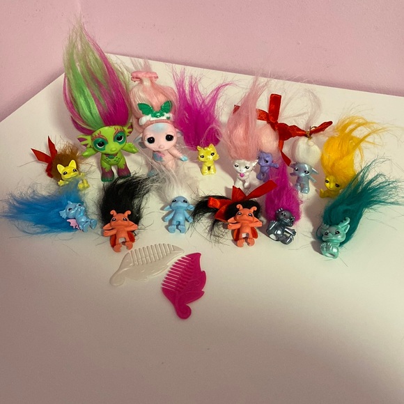 Zelfs Troll Figurines - Picture 1 of 4